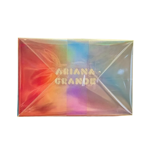 Ariana Grande Eau de Parfum for Women – Luxury Fragrance Gift Set Packaging